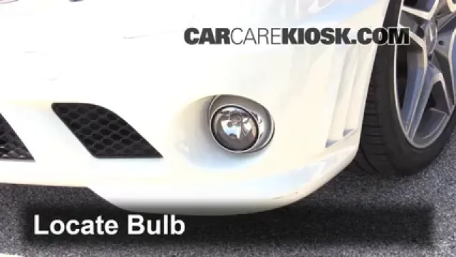 2010 Mercedes-Benz C63 AMG 6.3L V8 Éclairage Feu antibrouillard (remplacer l'ampoule)